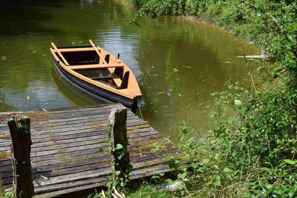 Vila Romantique, Avec Son Petit Etang Prive En Dordogne Montignac-Lascaux Exteriér fotografie