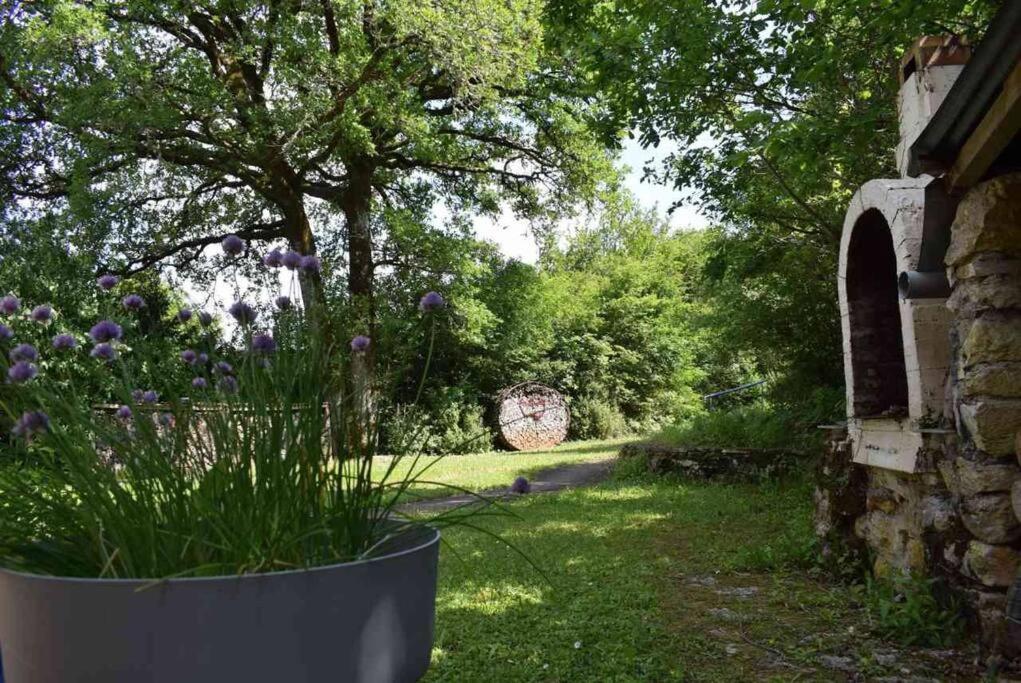 Vila Romantique, Avec Son Petit Etang Prive En Dordogne Montignac-Lascaux Exteriér fotografie